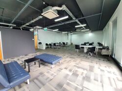 THE KINGSMEN EXPERIENCE (D16), Office #460722471